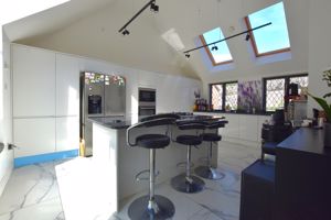 Photo 30- click for photo gallery